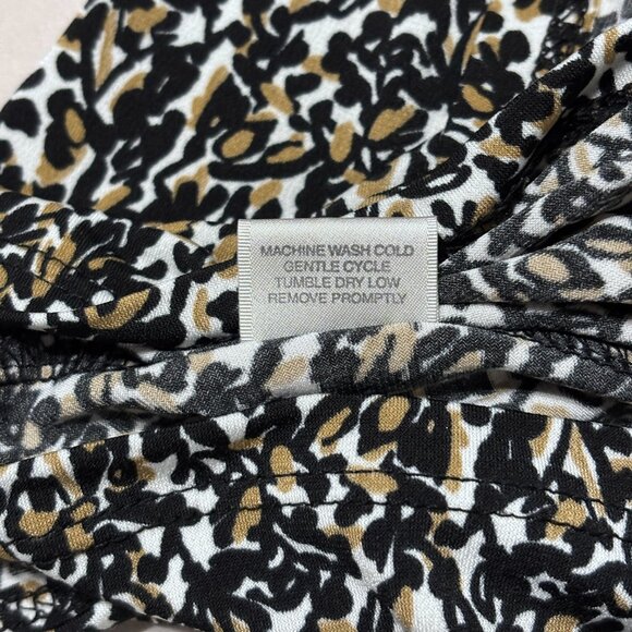 Van Heusen Black Tan White Floral Print Short Sleeve Top L Made in USA Stretch - Picture 11 of 11